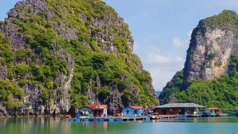 Village flottant de Vung Vieng