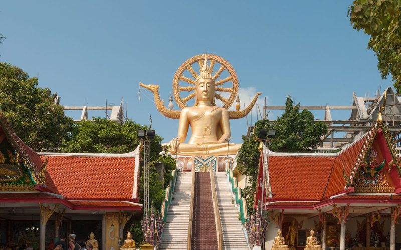 Wat Phra Yai
